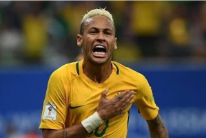  姆巴佩梅开二度助巴黎轻取斯特拉斯堡  