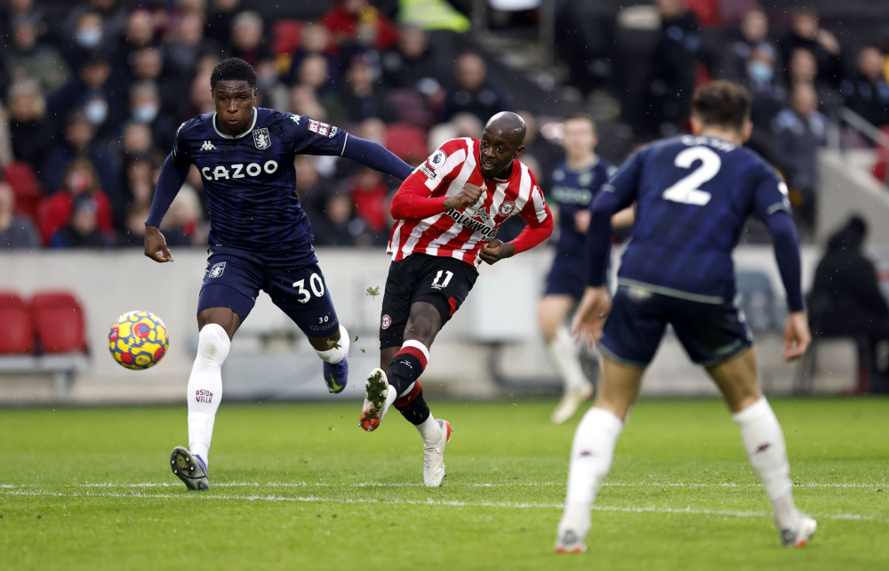  利物浦逆境翻盘展现冠军底蕴