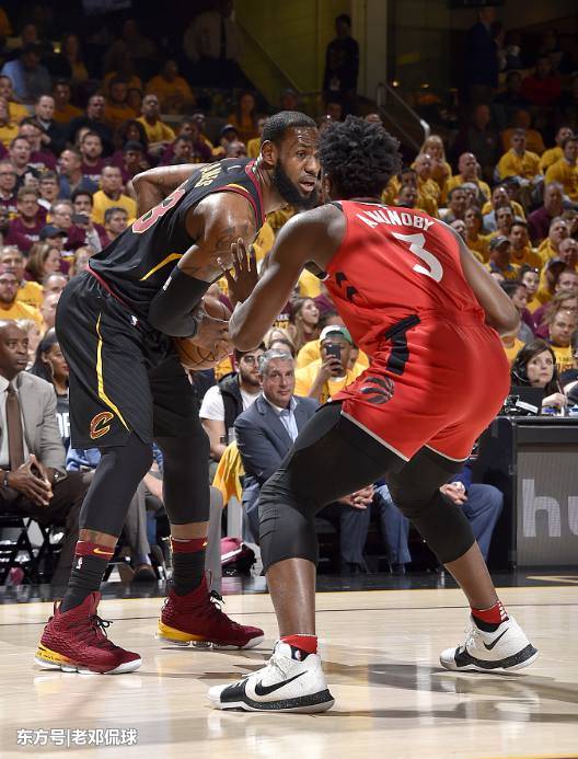  米切尔40分骑士横扫猛龙  